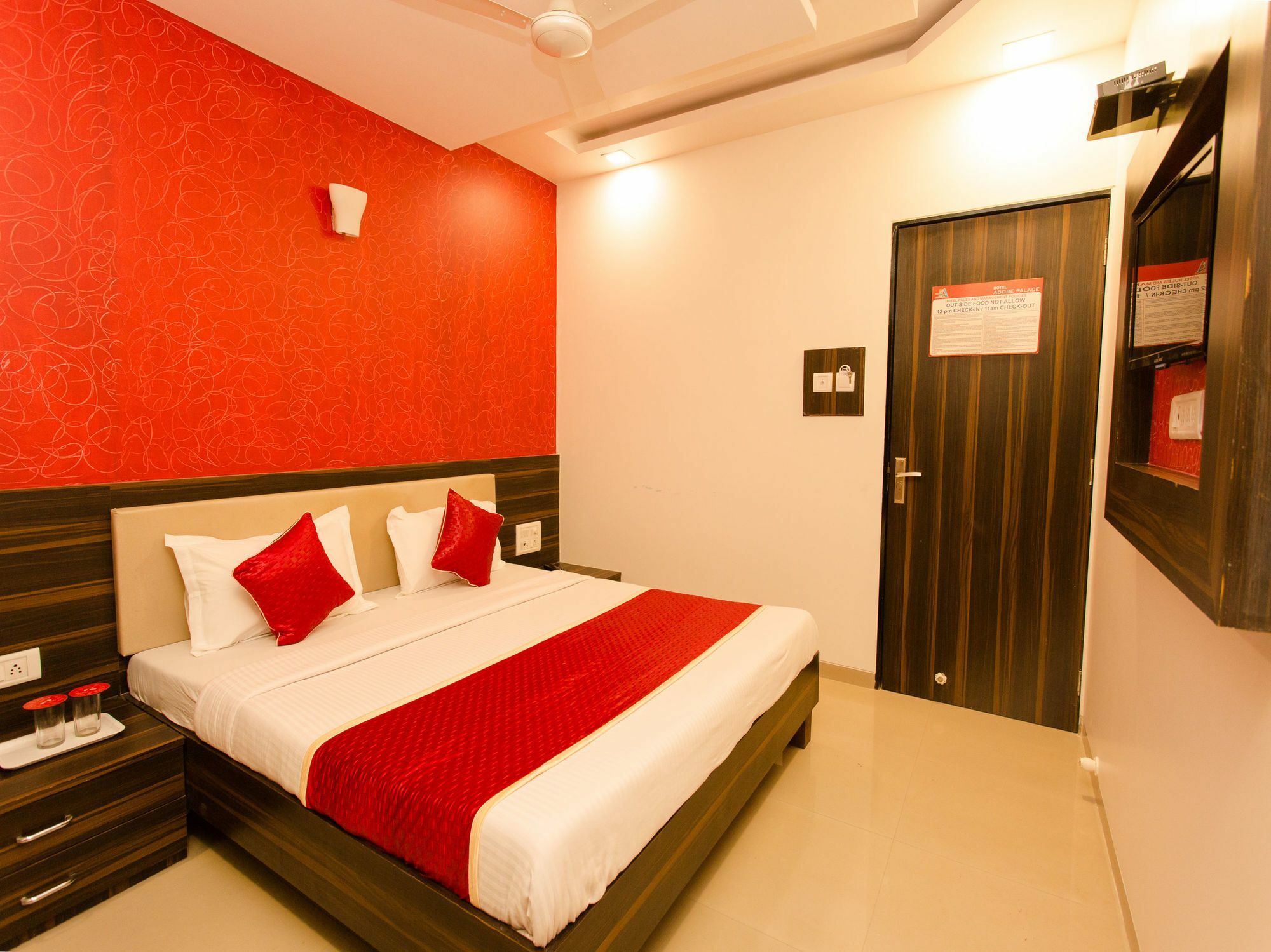 Hotel Adore Palace Bombay Extérieur photo